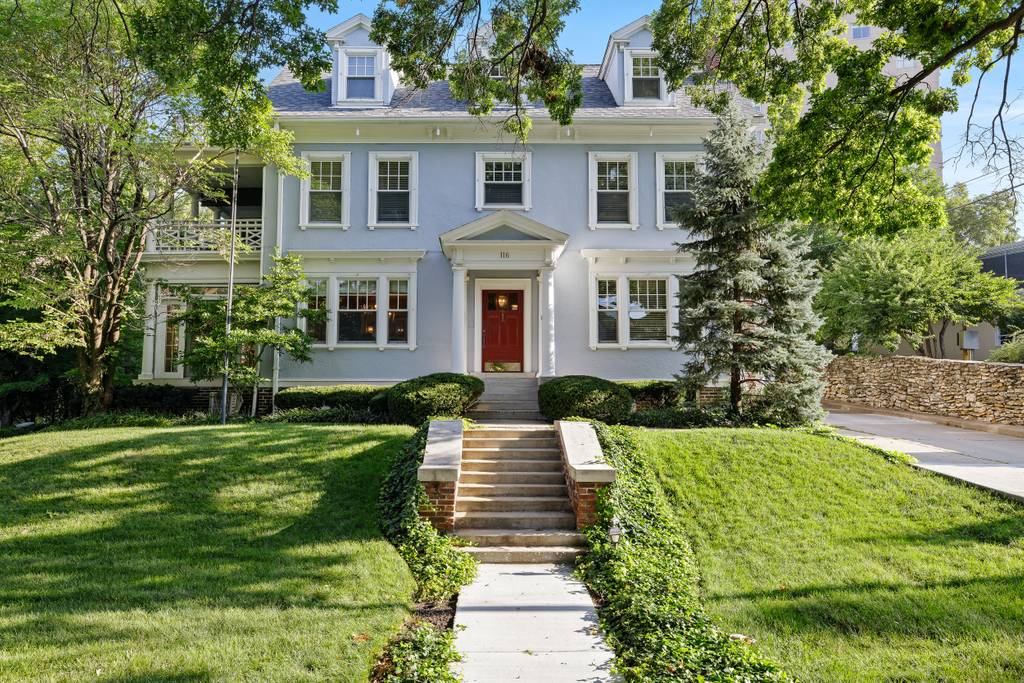 best hotels in kansas city mo
