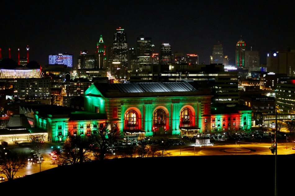 Exploring the Best of Kansas City: A Guide to Attractions Near Our Historic Mansion