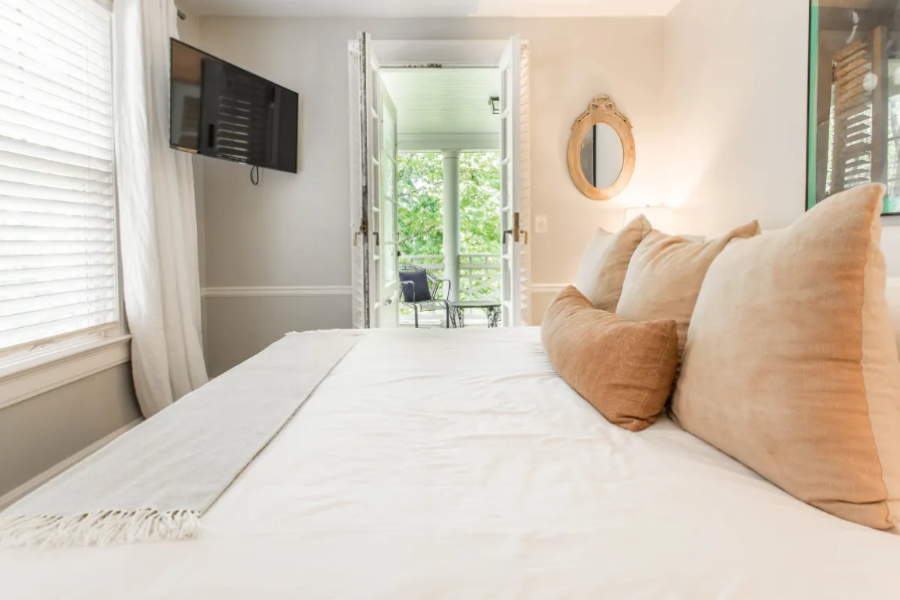 Exploring the Charm of Plaza Kansas City Hotels: A Boutique Experience Awaits
