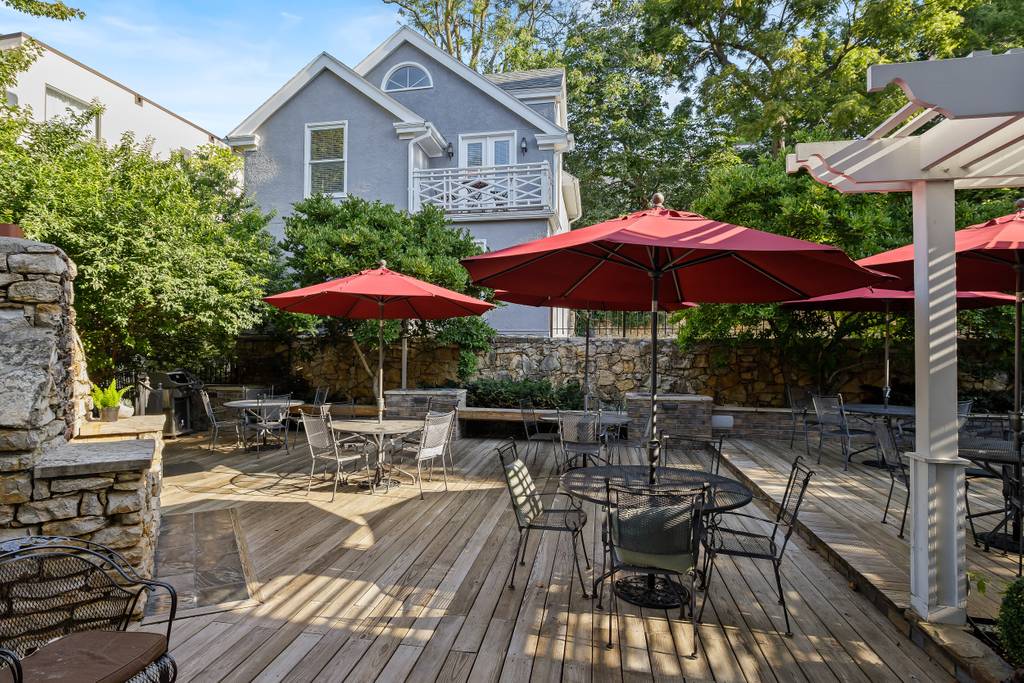 Staycation in Style: Why Locals Love Southmoreland’s Boutique Hotel Vibe