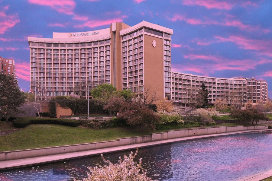 Kansas City Hotel & Dining Pairing Guide