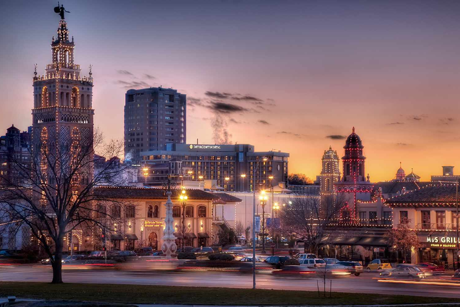 Guide to Planning a Kansas City Anniversary Getaway