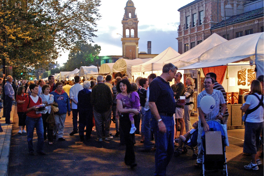 Ultimate Guide to the Kansas City Plaza Art Fair