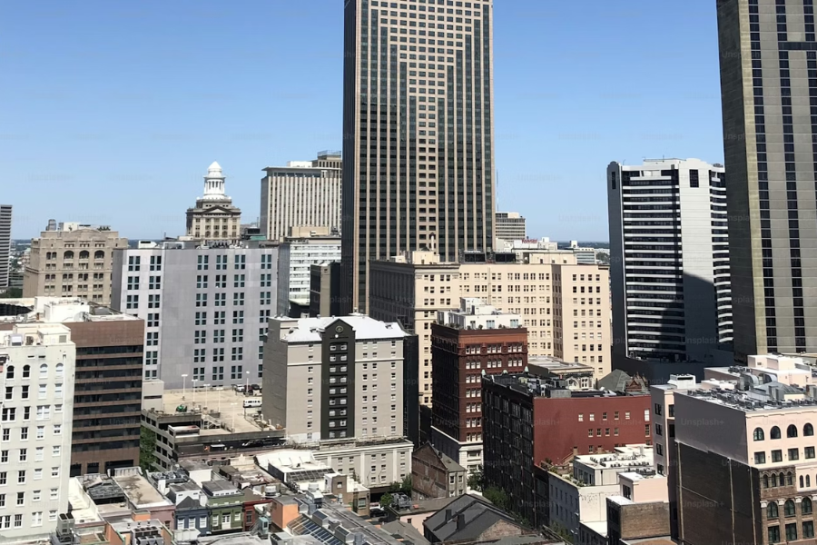 Hotels in Kansas City Plaza Area vs Downtown: Which Is Better?