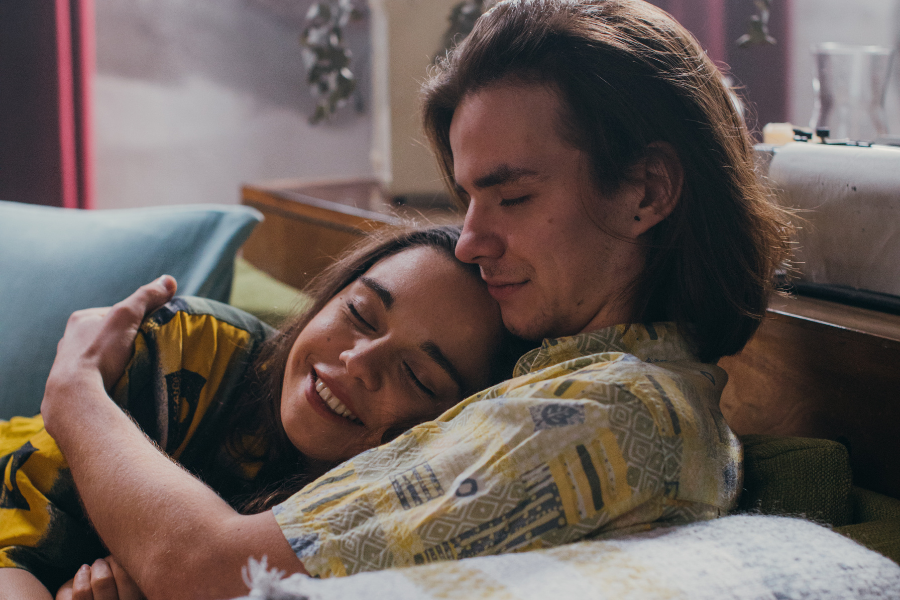 Couple relaxing together during a romantic Kansas City weekend getaway